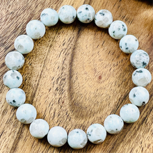 Load image into Gallery viewer, Kiwi Jasper Heart of the Earth Tranquility 10mm Stretch Bracelet