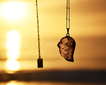 Load image into Gallery viewer, Ethereal Limited Amethyst Angel Wing Sliced Geode Pendant 18” Gold Necklace