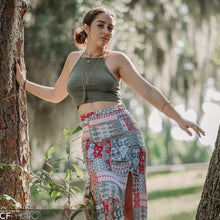 Load image into Gallery viewer, Power Moon Abalone Shell Pendant 18” White Gold Necklace