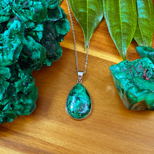 Load image into Gallery viewer, Limited Malachite Master Ascension Fibrous XL Polished Teardrop Pendant 18” White Gold Necklace
