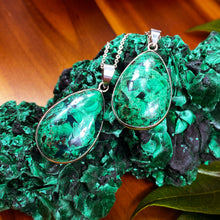 Load image into Gallery viewer, Limited Malachite Master Ascension Fibrous XL Polished Teardrop Pendant 18” White Gold Necklace