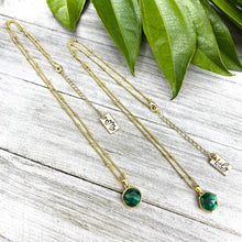 Load image into Gallery viewer, Malachite Power & Transformation Perfect Circle Pendant 18” Gold Necklace