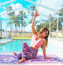 Load image into Gallery viewer, Faceted Shield Rose Quartz Minimalist Crystal Pendant 14” + 2" Gold Necklace