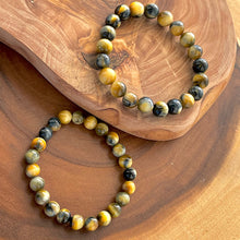 Load image into Gallery viewer, Limited Honey Blue Tigers Eye Velvet Transitioning 10mm Stretch Bracelet