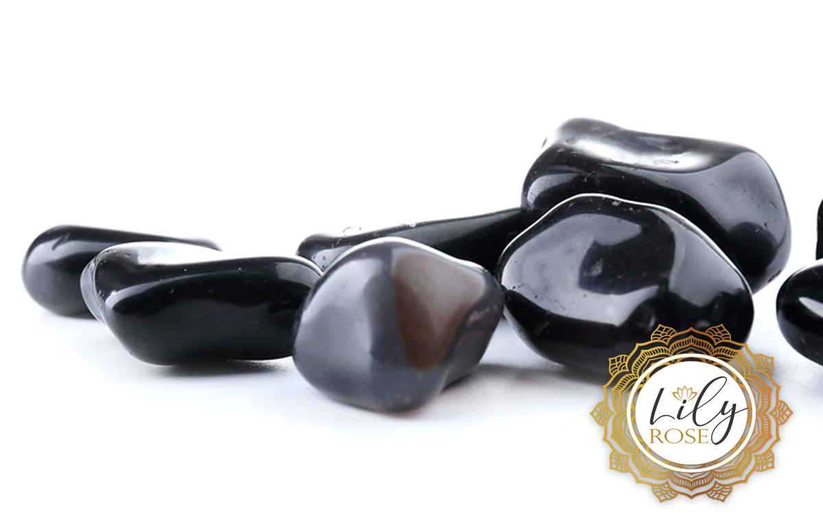 Black Onyx Gemstone Uses & Crystal Healing Properties