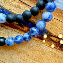 Load image into Gallery viewer, Sodalite &amp; Black Onyx Couples Bracelet 6mm Stretch Matching Set
