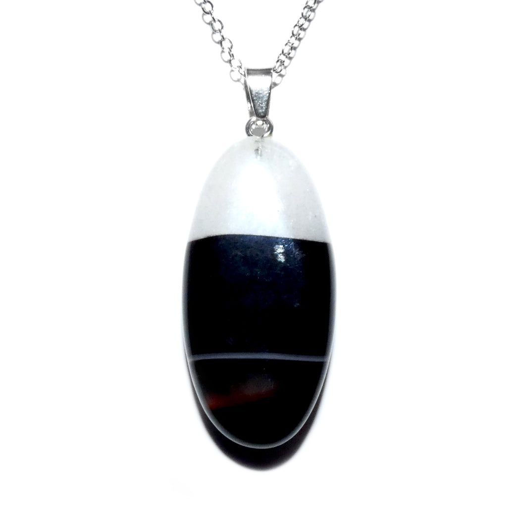 Simple & Polished Black Lace Agate Crystal Pendant 18” White Gold Necklace