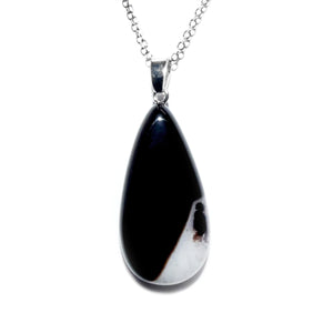 Simple & Polished Black Lace Agate Teardrop Crystal Pendant 18” White Gold Necklace