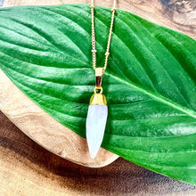 Load image into Gallery viewer, Rose Quartz Energy of Love Faceted Point Crystal Pendant 18” Gold Necklace