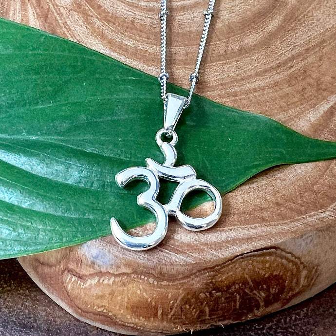 Ohm Om Enlightenment & Presence Charm Buddhism Pendant 18” White Gold Buddist Necklace