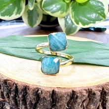 Load image into Gallery viewer, Peruvian Amazonite Faceted Diamond Freedom &amp; Clarity Adjustable Gold Ring