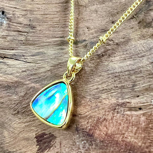 Abalone Shell Sweet Mini Triangle Beauty & Tranquility Pendant 18” Gold Necklace