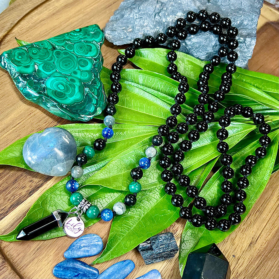 Limited Edition Spirit Master Black Onyx Elite Shungite Malachite Kyanite Labradorite Tourmaline 108 Hand Knotted Mala with Point Charm Pendant Necklace