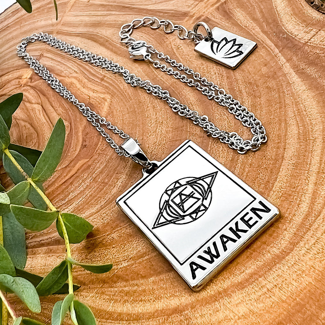 Elizabeth April EA Awaken 2 Sided Channeled & Attuned Evil Eye Protection Cosmic Species Sacred Geometry Card Tag Pendant 18” White Gold Necklace